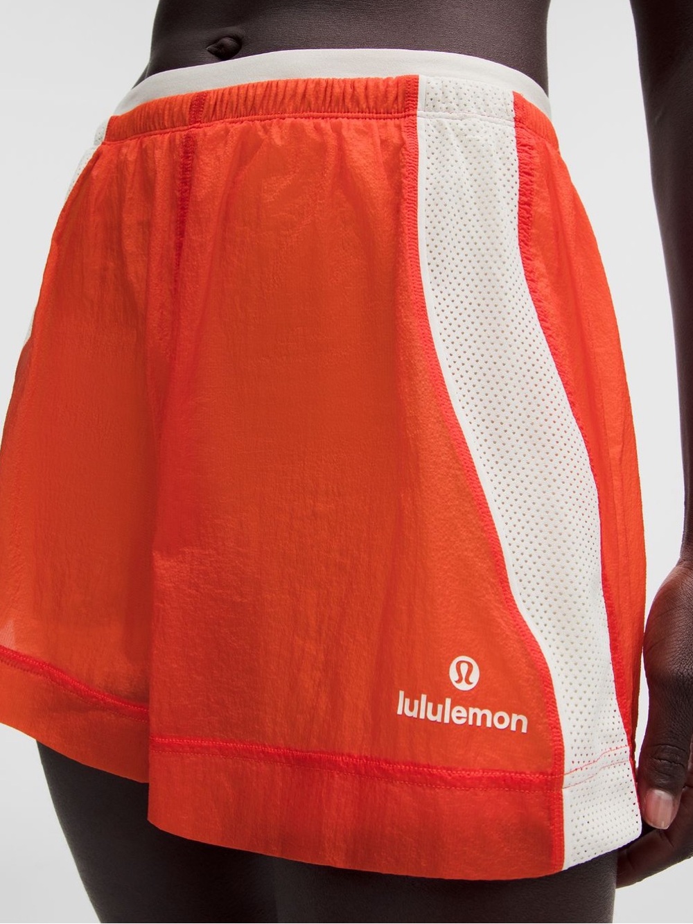 lululemon license to train textured high-rise 4” short -Cherry ember/light ivory